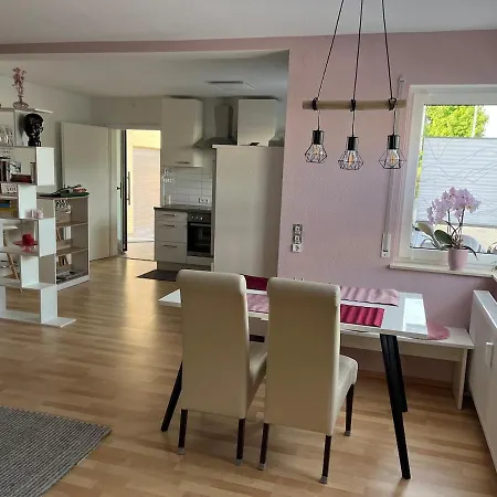 Kleine Schurwald-glueck Apartman *